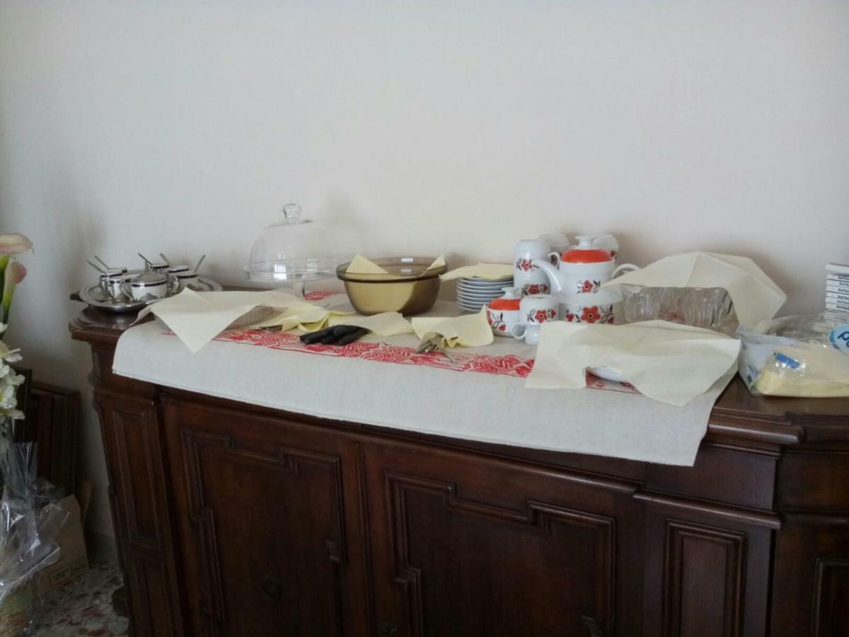 Casa Emanuela Bed & Breakfast Piazzola sul Brenta Eksteriør bilde